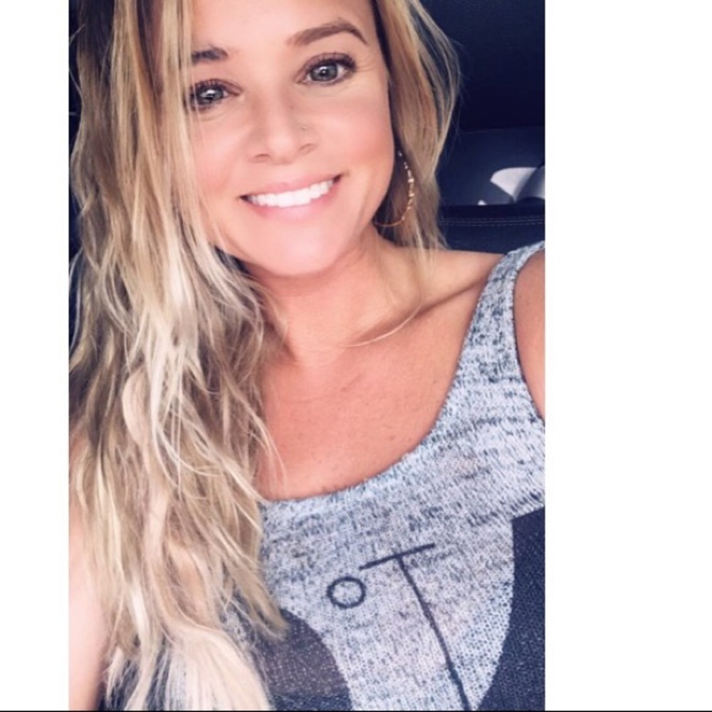 Meet your Posher, Candace